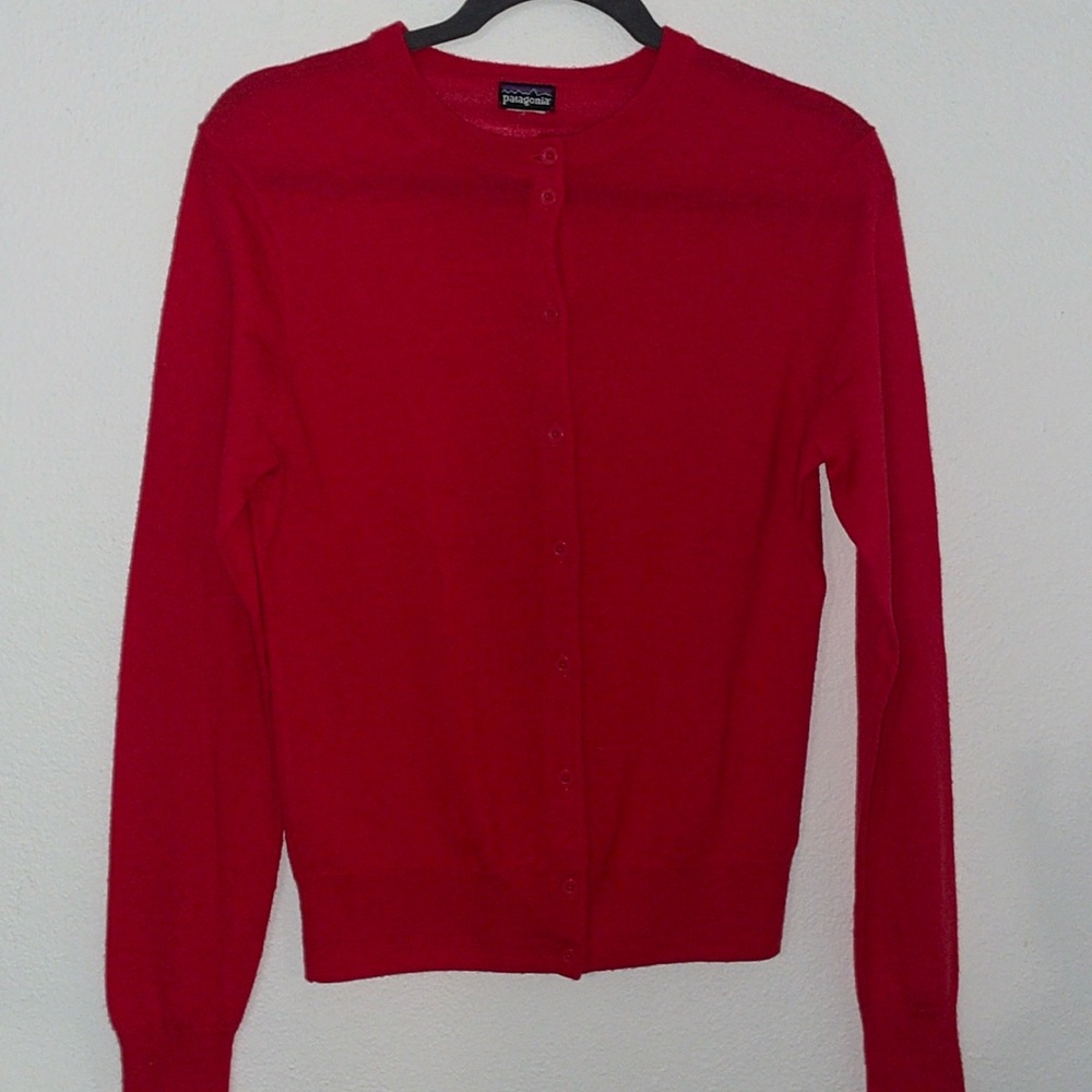 Patagonia Medium Red Sweater